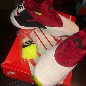 Nike Air Huarache drift